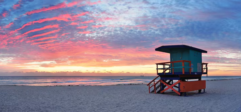 Why Fort Myers Beach Vacations Beat Every Other Florida Getaway