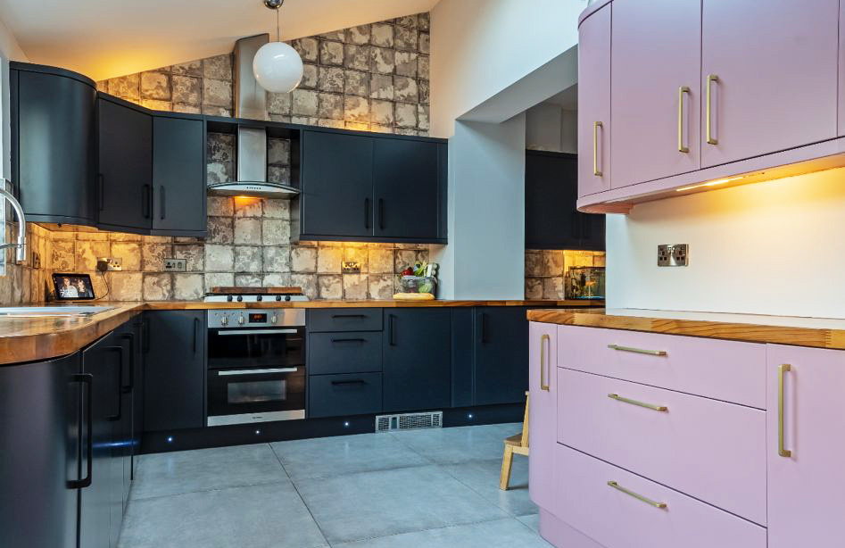 How Kitchen Resprays Offer a Quick and Cost-Effective Kitchen Makeover